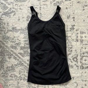 Black nursing tank